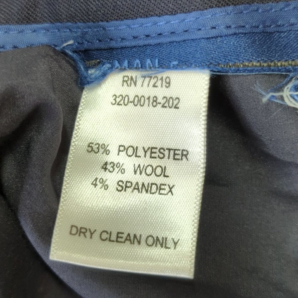 US Airways Navy Blue Women's Suit, Poly Wool Blend, Size 4 - Picture 13 of 16